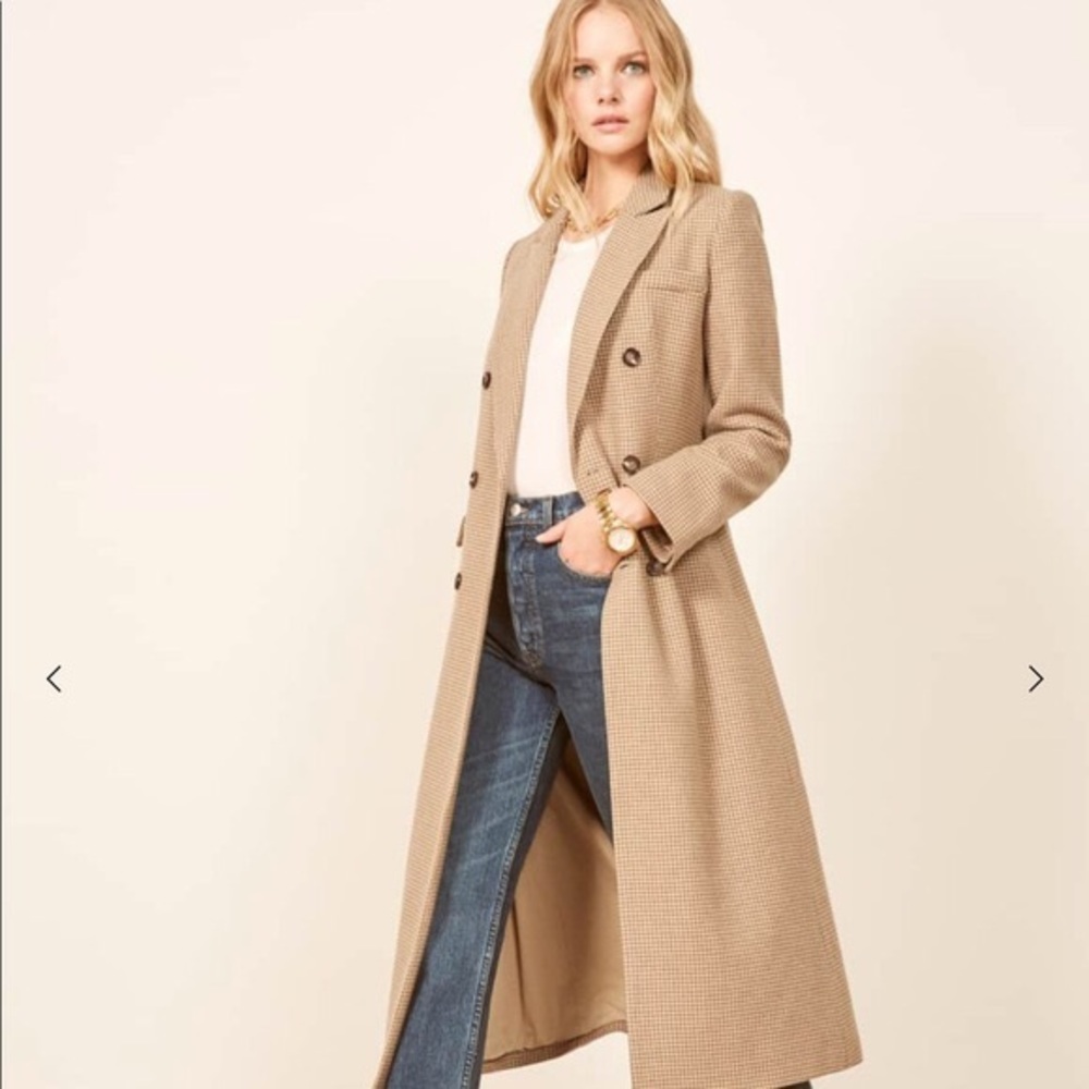 Réformation Middlebury Coat , size S